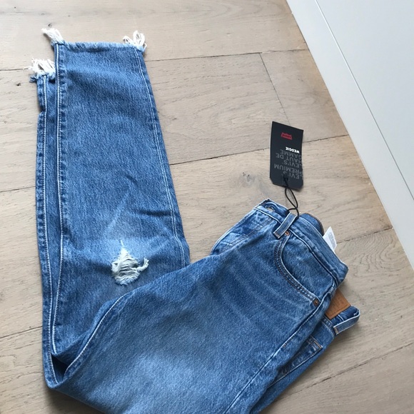 NWT Wedgie Levi’s - Picture 5 of 9